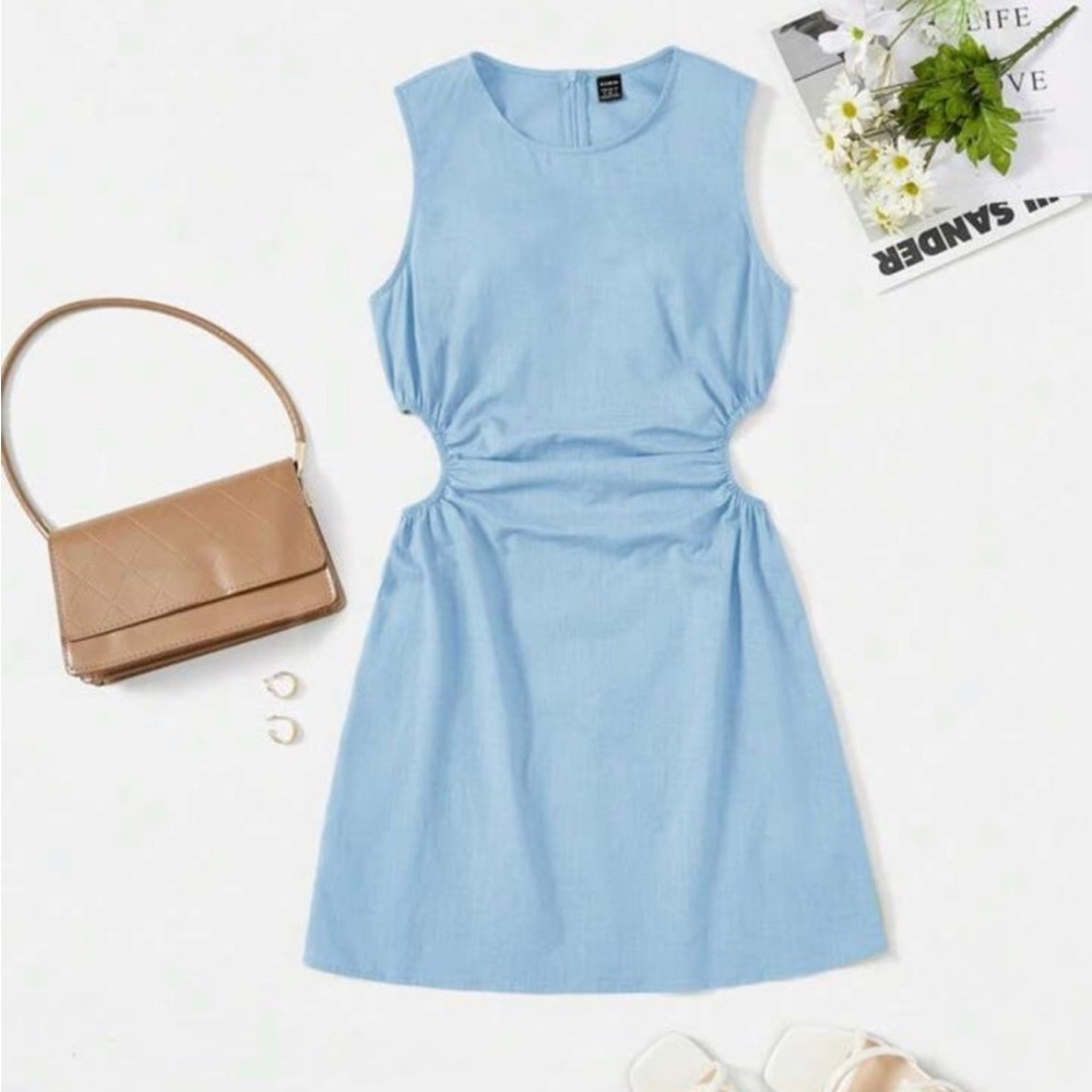 Waist cut out dress